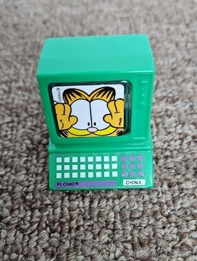 Vintage Garfield FloMo Pencil Sharpner Computer 1.5"